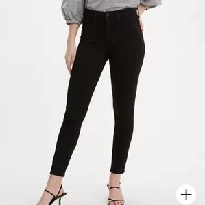 Levi's 311 Shaping Skinny Jean